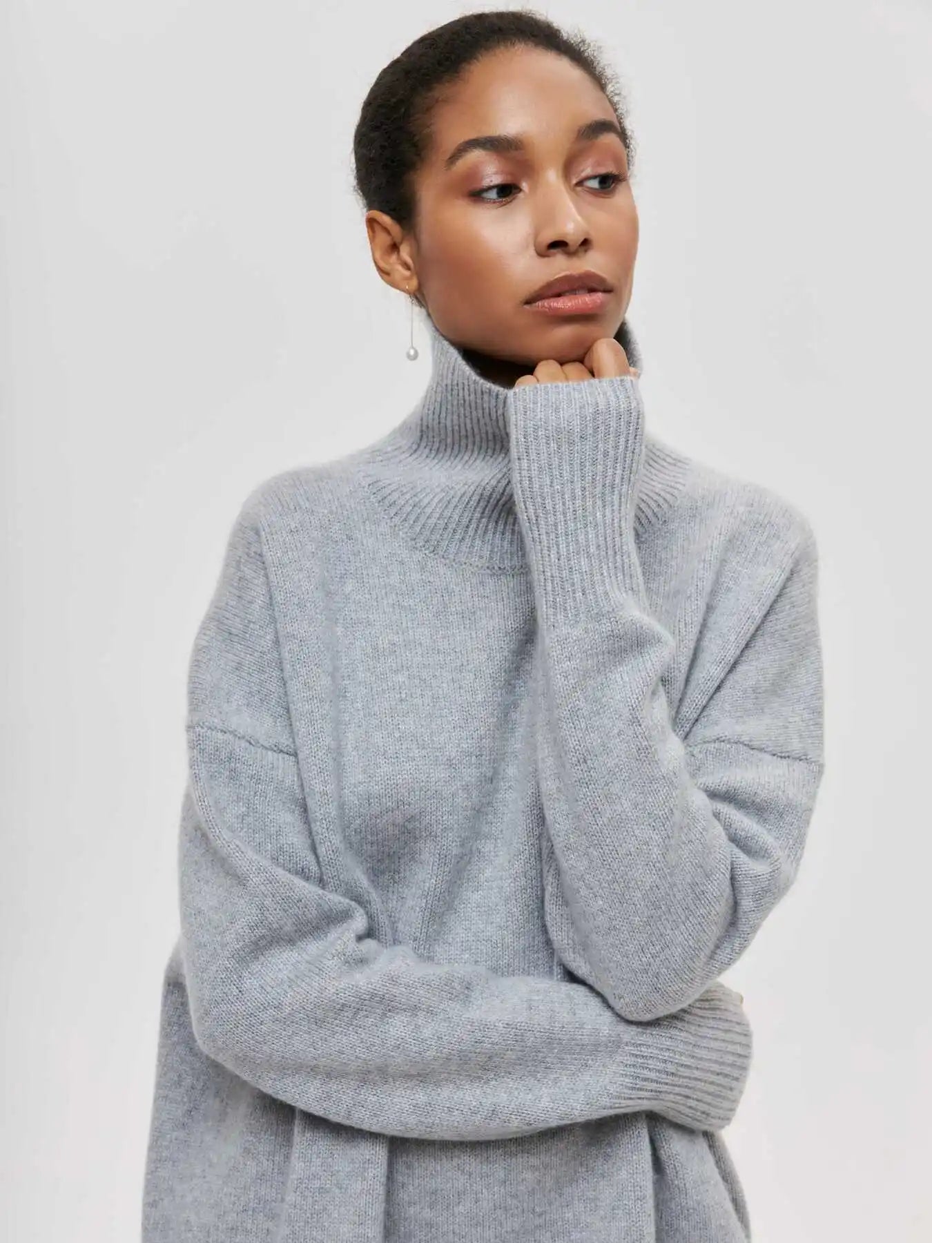 Olivia™ - Jumper with Turtle Neck