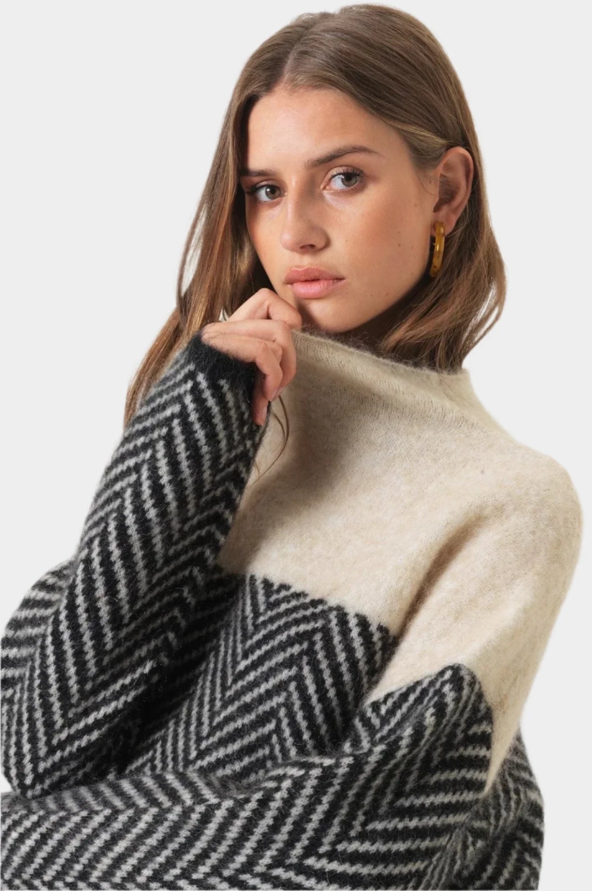 Scarlett™ - Herringbone Turtleneck